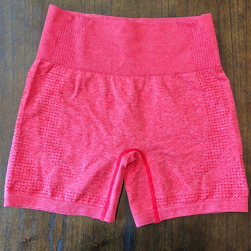 Marl red workout shorts